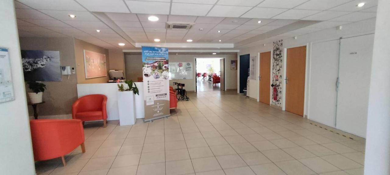 Villa Rose De Mons - Residence Services Senior La Brede Buitenkant foto